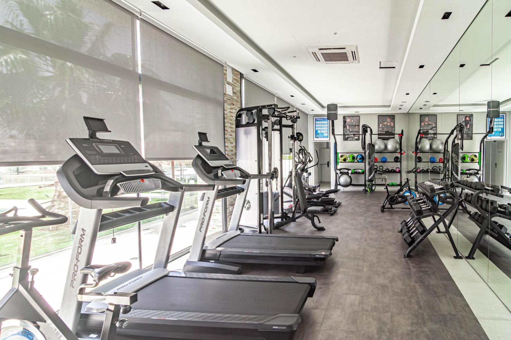 Cah - Large Terrace, Indoor Pool And Gym Marbella