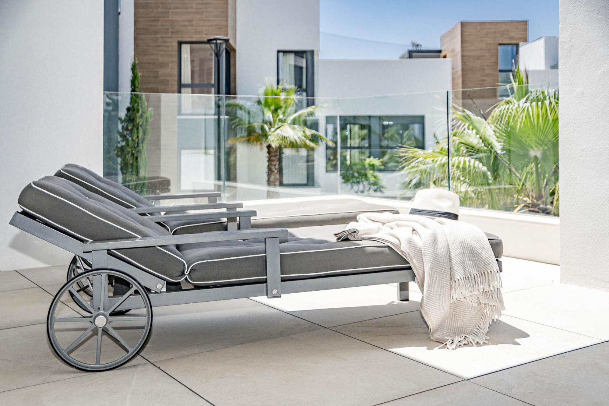 Cah - Large Terrace, Indoor Pool And Gym Apartment Marbella