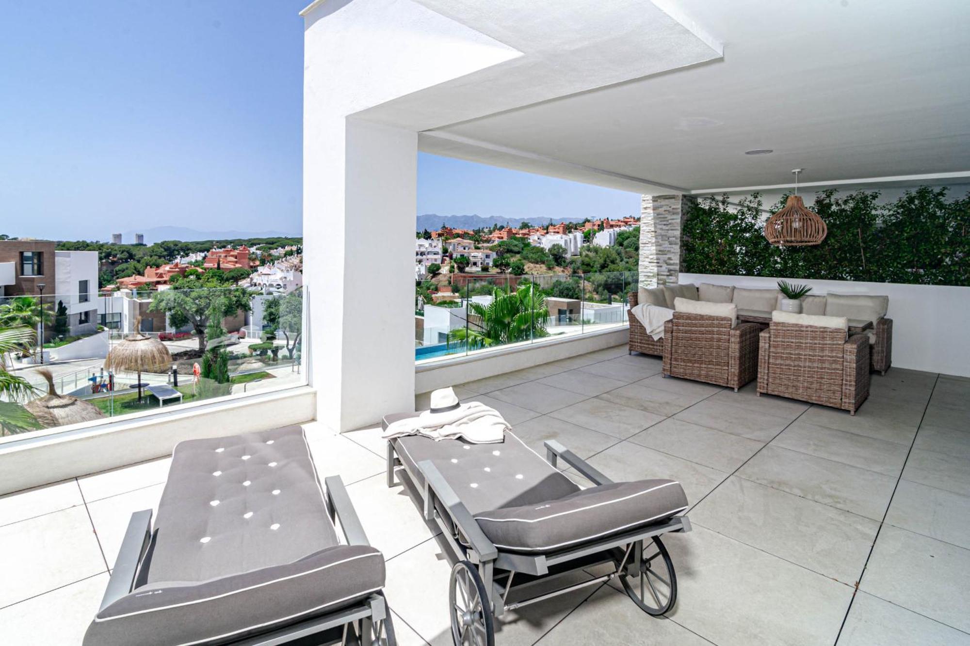 Cah - Large Terrace, Indoor Pool And Gym Marbella