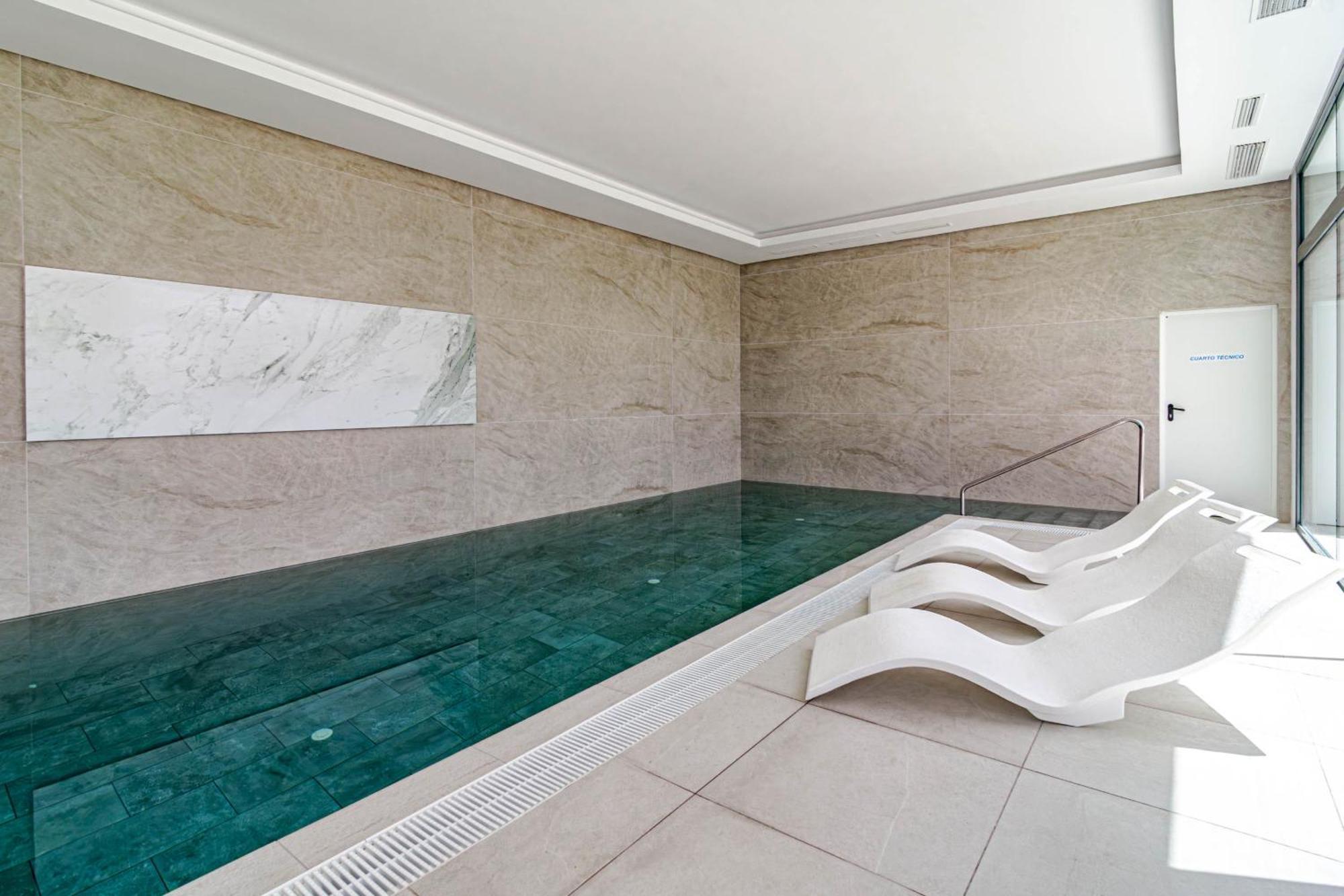 Apartment Cah - Large Terrace, Indoor Pool And Gym Marbella