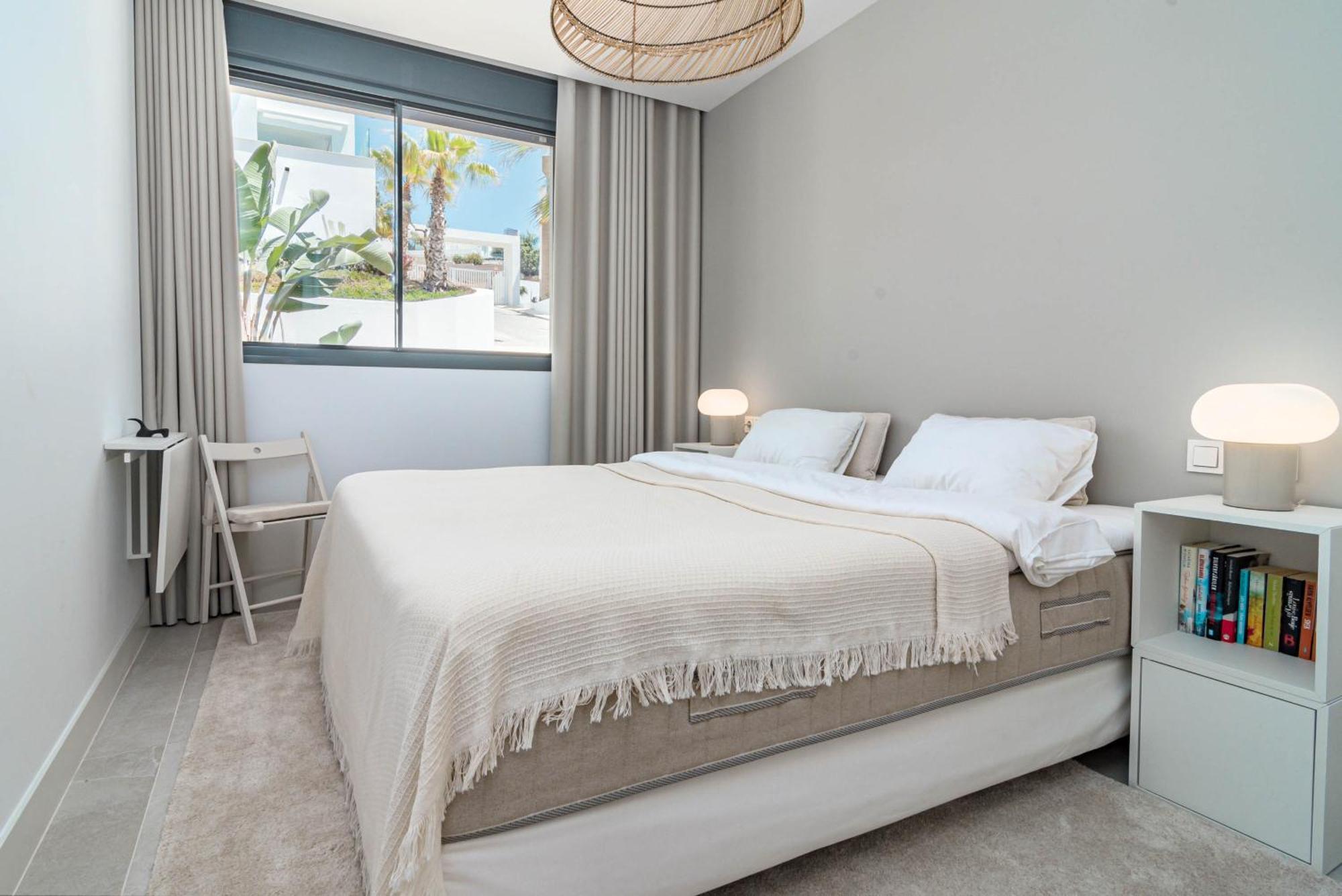 Cah - Large Terrace, Indoor Pool And Gym Marbella