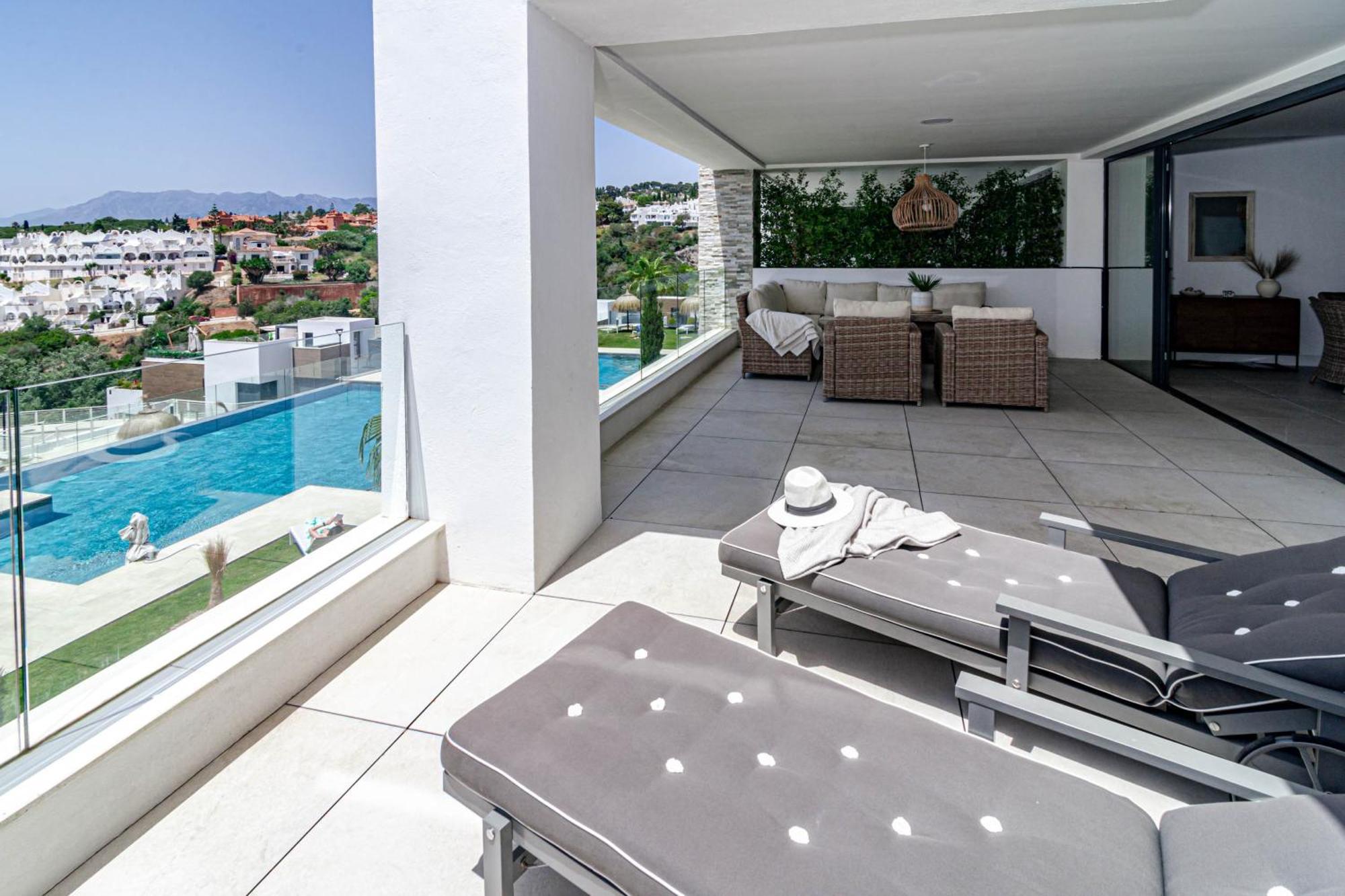 Cah - Large Terrace, Indoor Pool And Gym Apartment Marbella