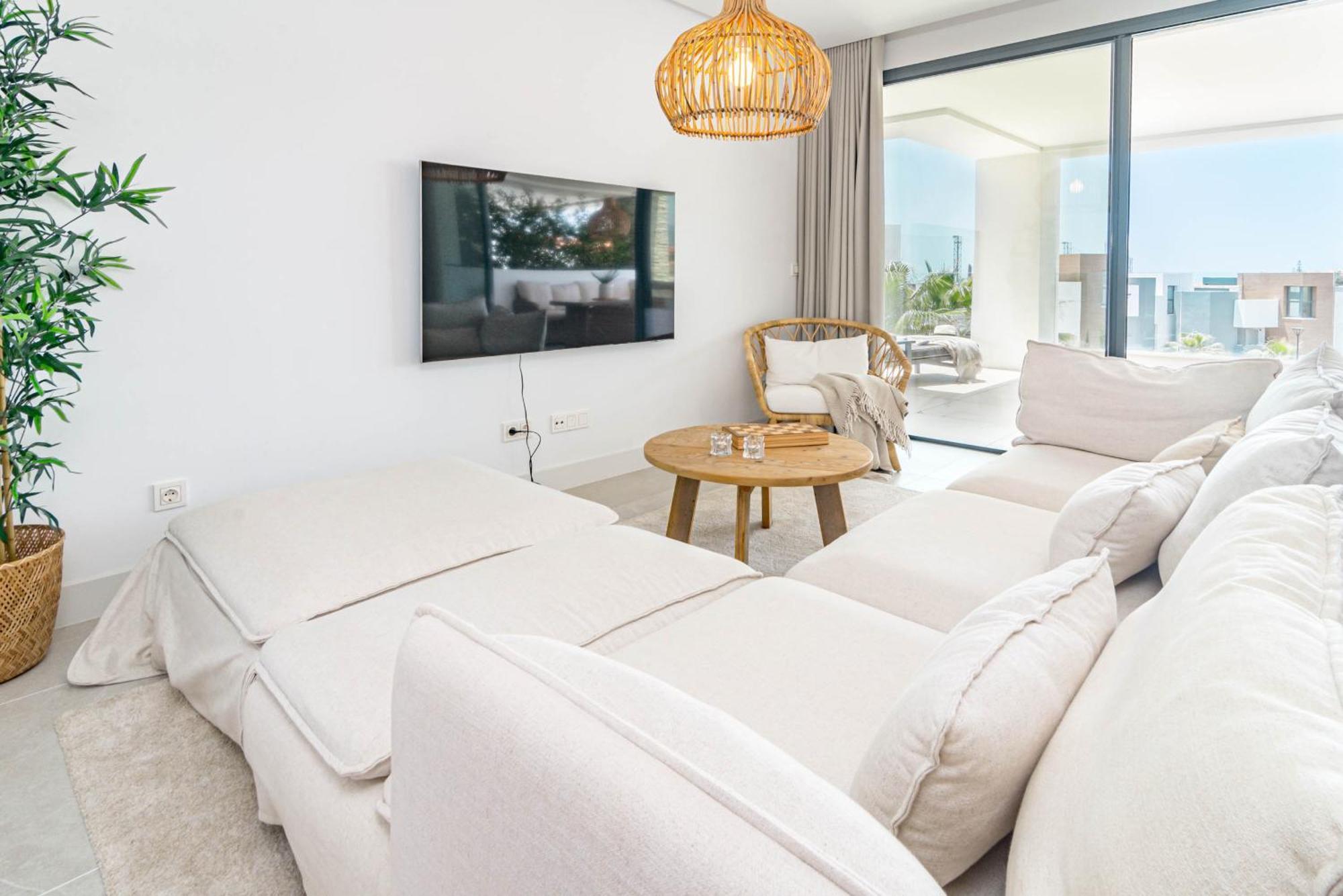 Cah - Large Terrace, Indoor Pool And Gym Apartment Marbella