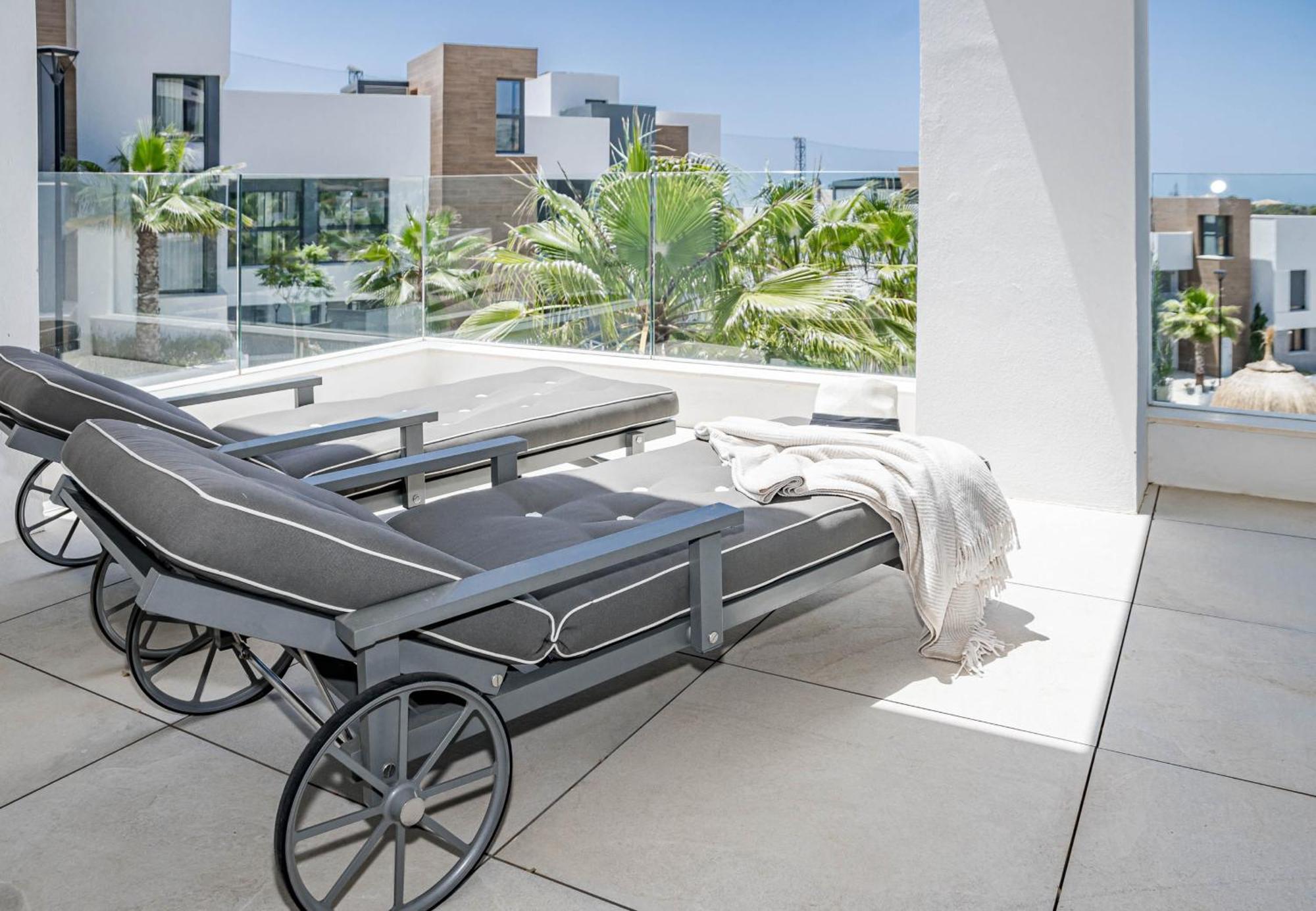 Cah - Large Terrace, Indoor Pool And Gym * Marbella