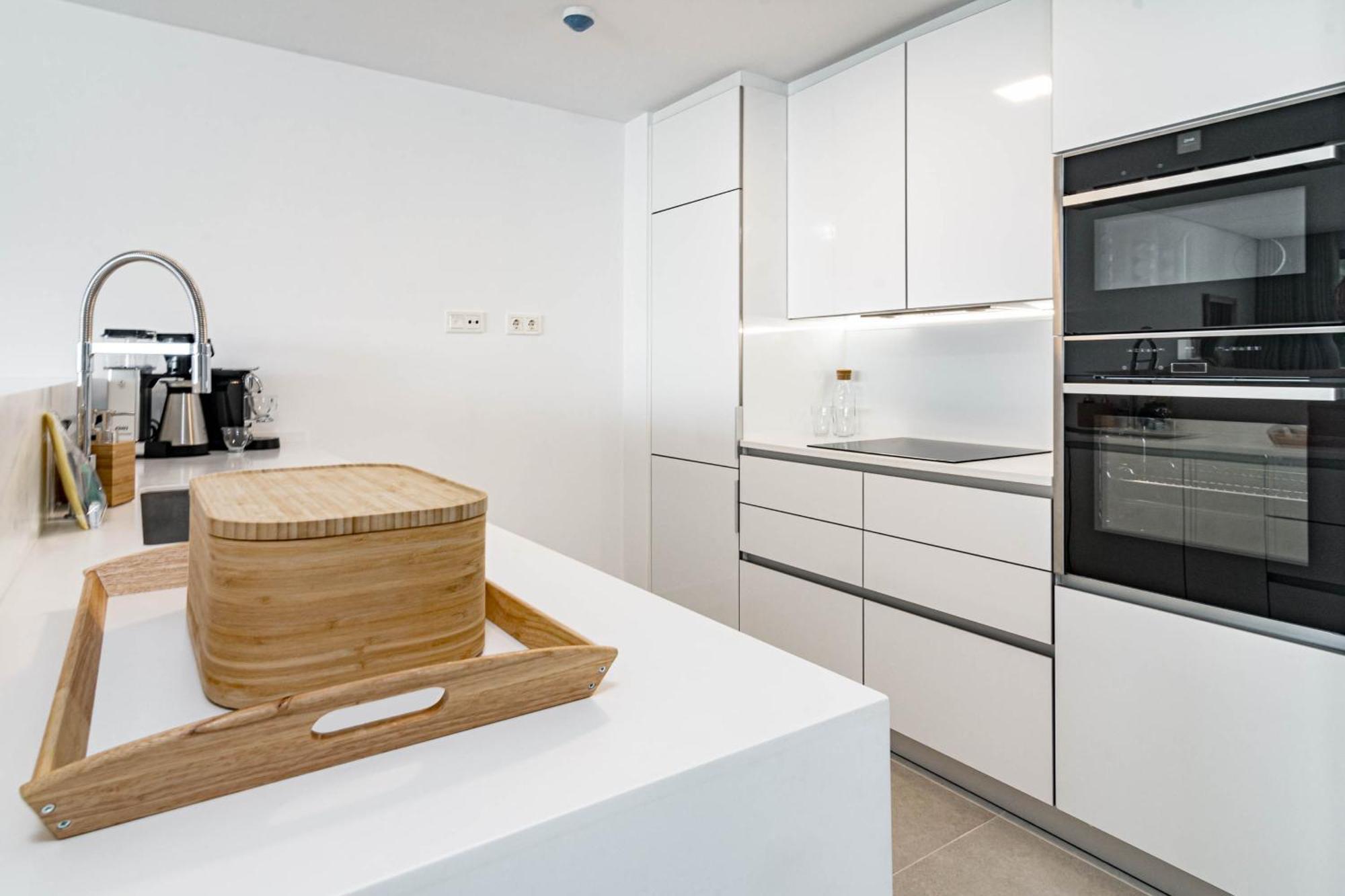 Cah - Large Terrace, Indoor Pool And Gym * Marbella